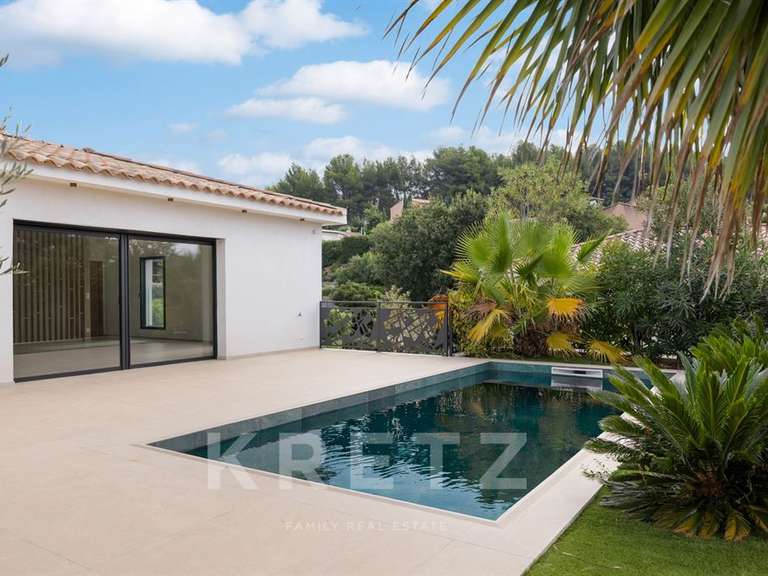 Maison Sanary-sur-Mer - 4 chambres - 202m²
