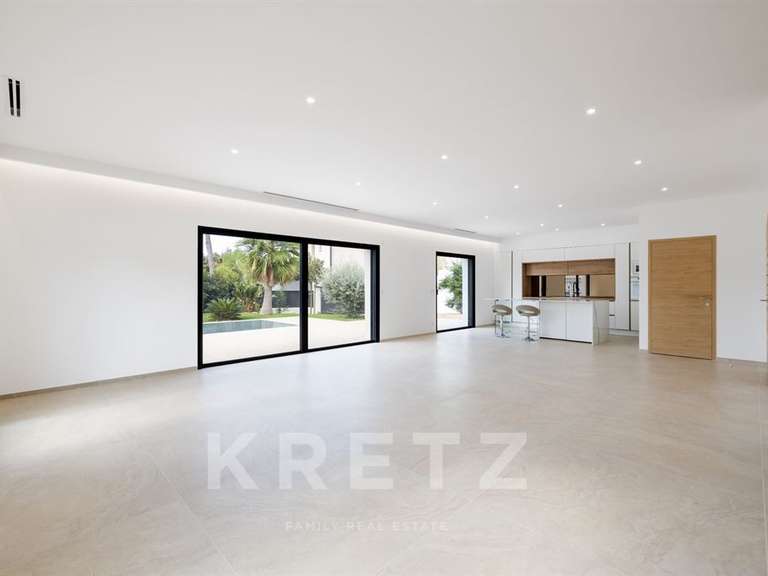 Maison Sanary-sur-Mer - 4 chambres - 202m²