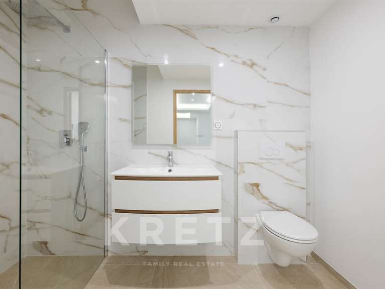 Maison Sanary-sur-Mer - 4 chambres - 202m²