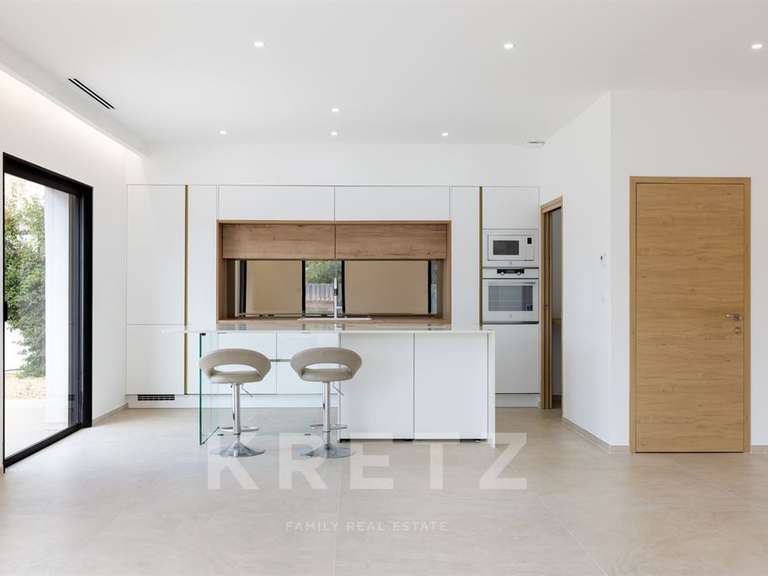 Maison Sanary-sur-Mer - 4 chambres - 202m²