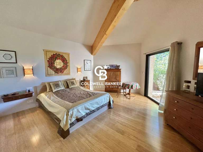 Villa Sanary-sur-Mer - 5 bedrooms - 300m²