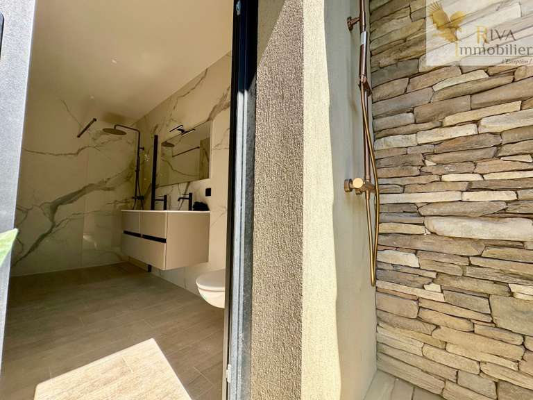 Villa with Sea view Sanary-sur-Mer - 4 bedrooms - 190m²