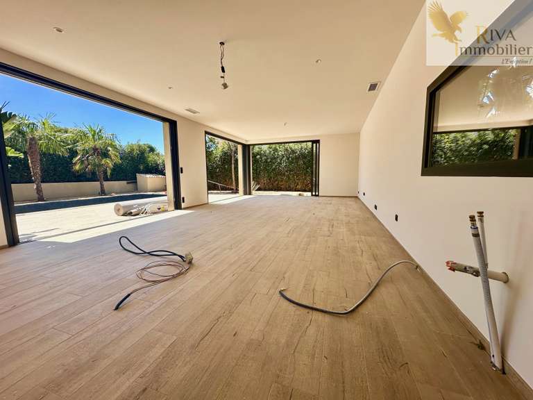 Villa with Sea view Sanary-sur-Mer - 4 bedrooms - 190m²