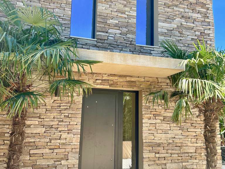 Villa with Sea view Sanary-sur-Mer - 4 bedrooms - 190m²