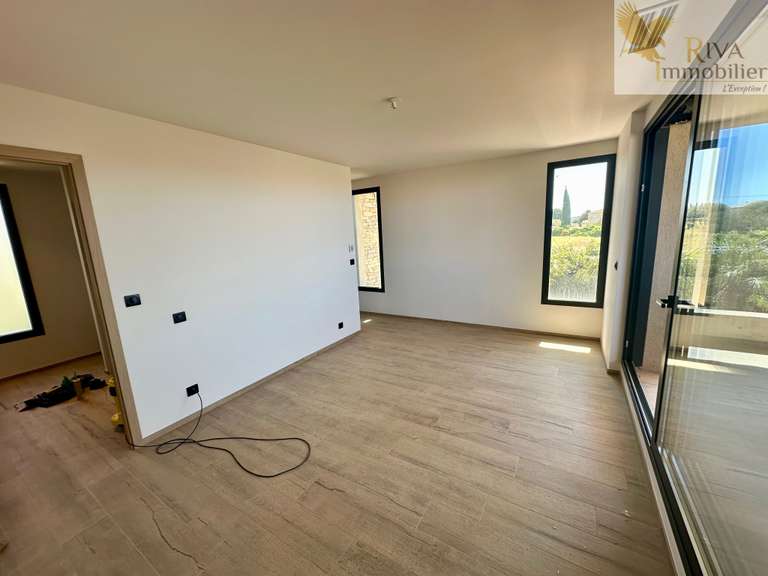 Villa with Sea view Sanary-sur-Mer - 4 bedrooms - 190m²