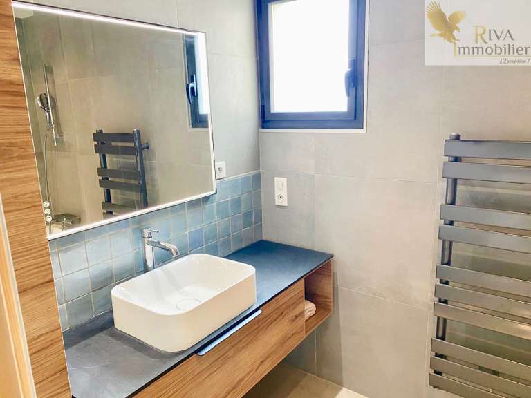 Villa Sanary-sur-Mer - 3 bedrooms - 184m²