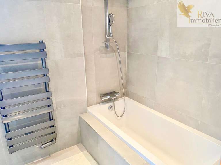 Villa Sanary-sur-Mer - 3 bedrooms - 184m²