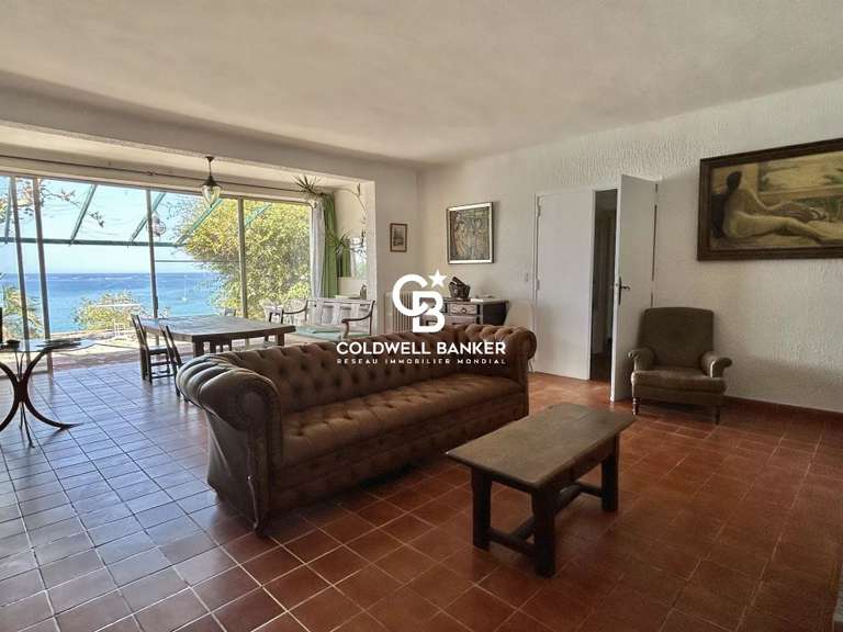 Villa with Sea view Sanary-sur-Mer - 5 bedrooms - 237m²