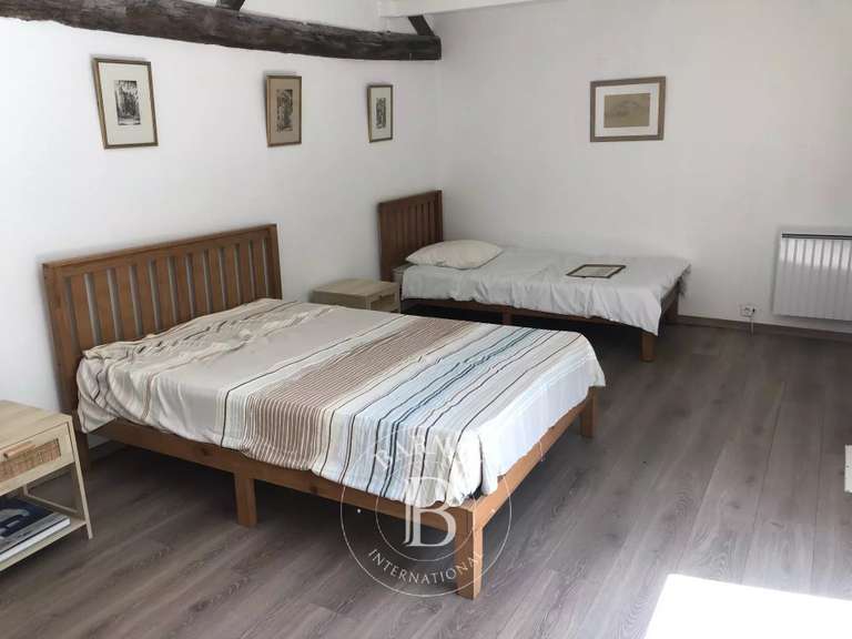 Propriété Sancerre - 6 chambres - 254m²