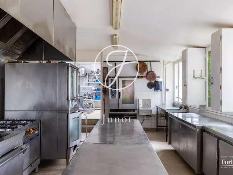 Hôtel particulier Sancoins - 14 chambres - 844m²