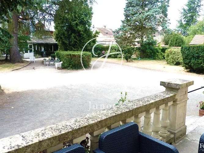 Hôtel particulier Sancoins - 14 chambres - 844m²