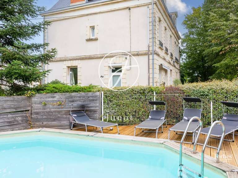 Hôtel particulier Sancoins - 14 chambres - 844m²