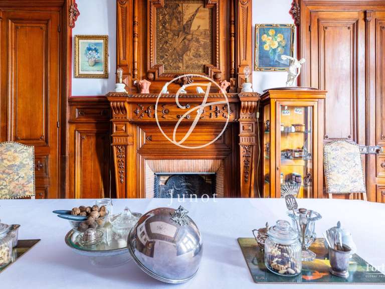 Hôtel particulier Sancoins - 14 chambres - 844m²