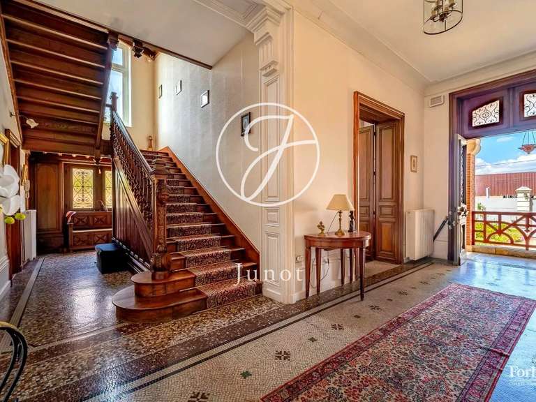Maison Sancoins - 8 chambres - 459m²