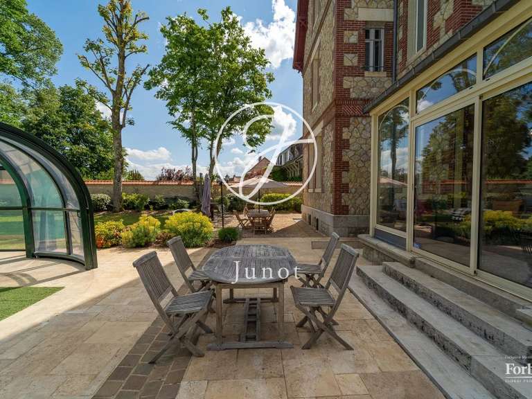 Maison Sancoins - 8 chambres - 459m²