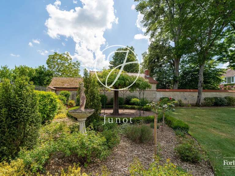 Maison Sancoins - 8 chambres - 459m²