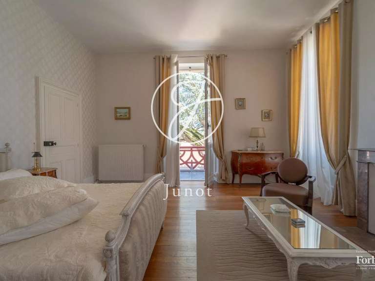Maison Sancoins - 8 chambres - 459m²