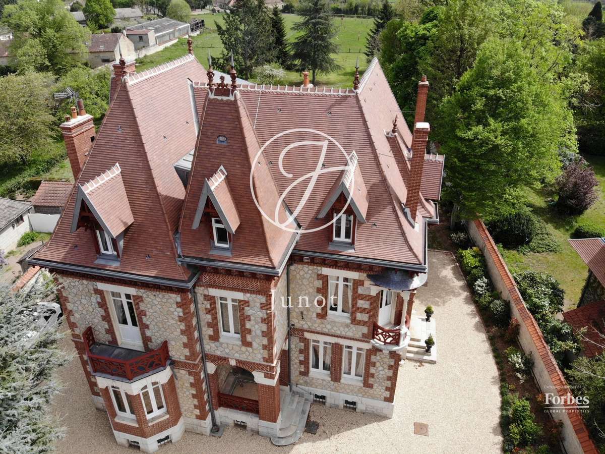 Maison Sancoins
