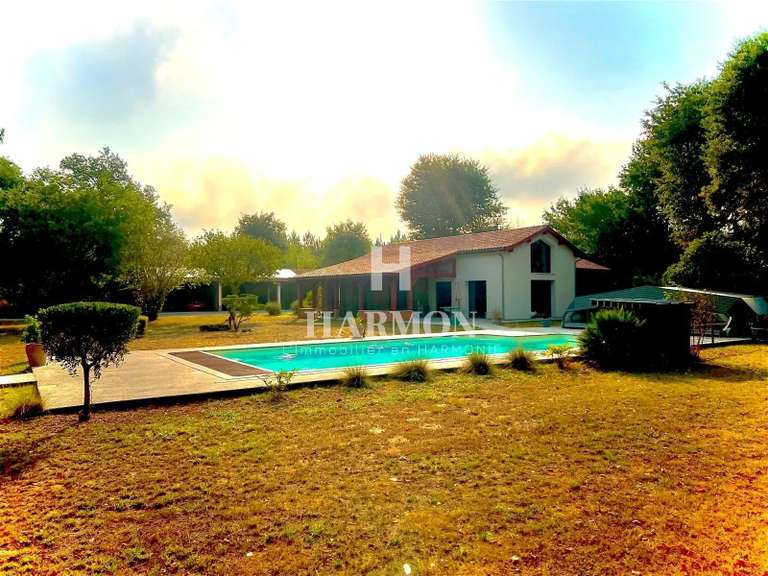 Propriété Sanguinet - 6 chambres - 500m²