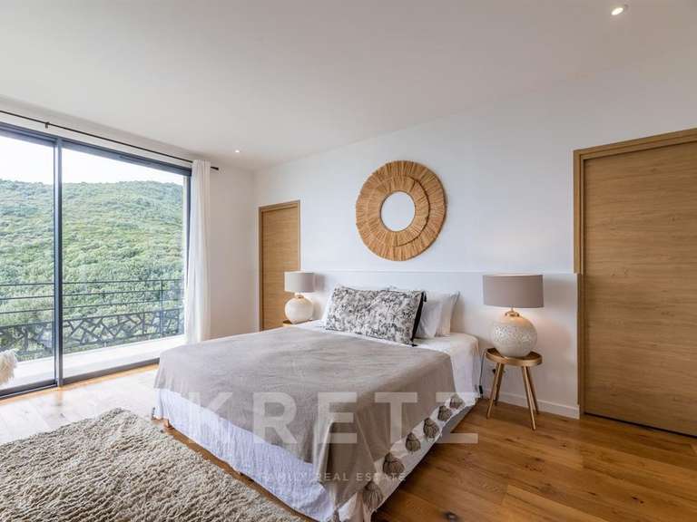 Maison Santa-Maria-di-Lota - 4 chambres - 200m²