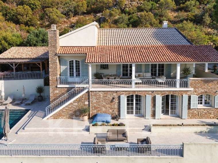 House Santa-Maria-di-Lota