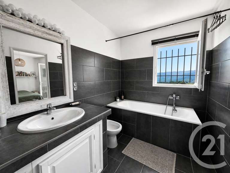 Maison Santa-Reparata-di-Balagna - 3 chambres - 143m²