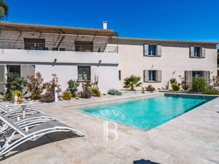 Villa Santa-Reparata-di-Balagna - 9 chambres - 320m²