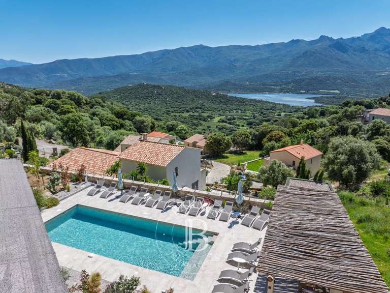 Villa Santa-Reparata-di-Balagna - 9 chambres - 320m²
