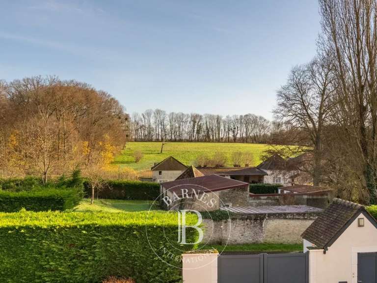 Maison Santeny - 4 chambres - 298m²