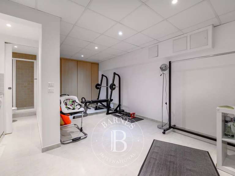 Maison Santeny - 6 chambres - 248m²