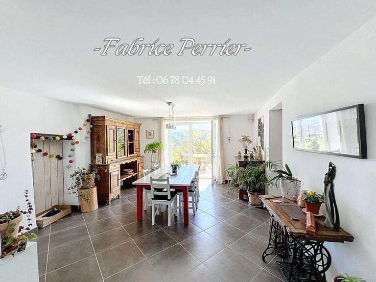 House Saou - 5 bedrooms