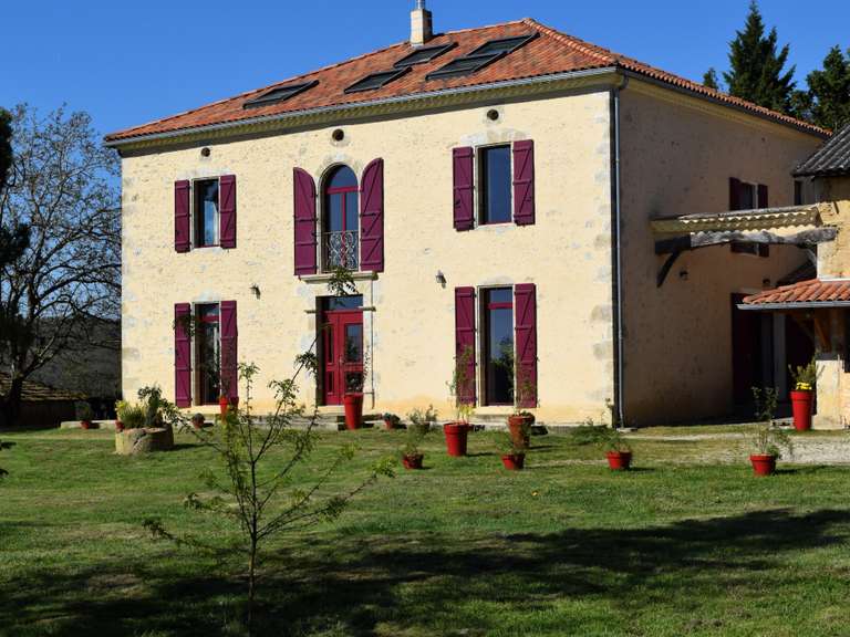 Maison Saramon - 9 chambres - 397m²