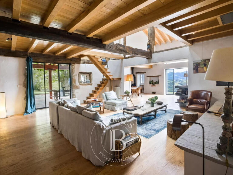 House Sare - 6 bedrooms