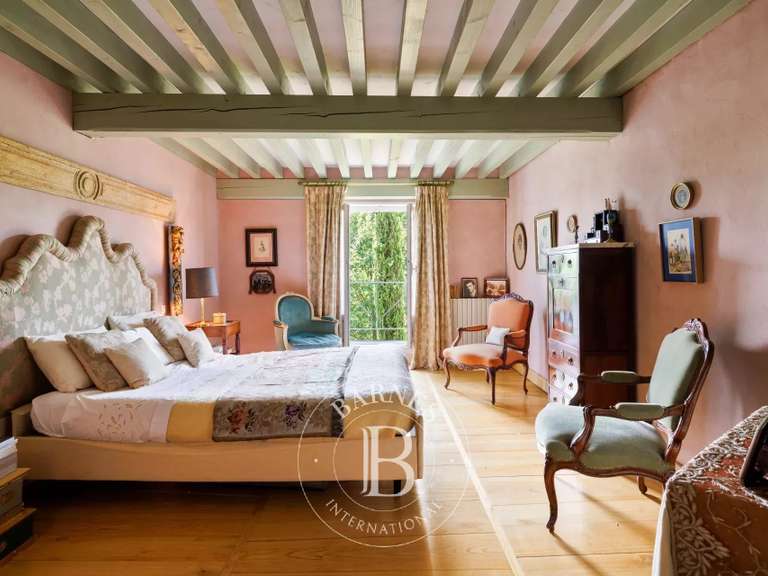 House Sare - 7 bedrooms - 500m²