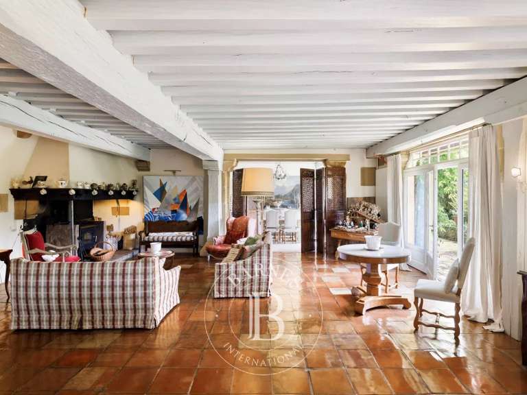 House Sare - 7 bedrooms - 500m²