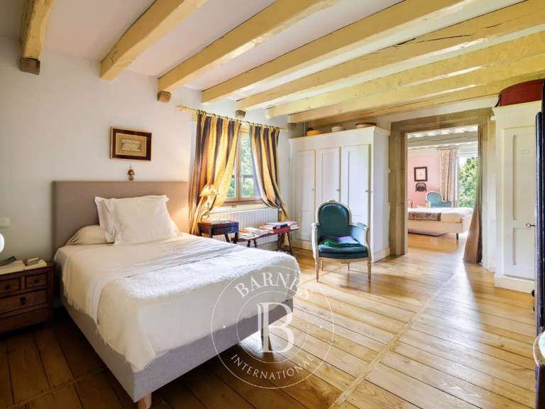 House Sare - 7 bedrooms - 500m²