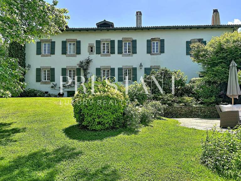 Maison Sare - 8 chambres - 650m²