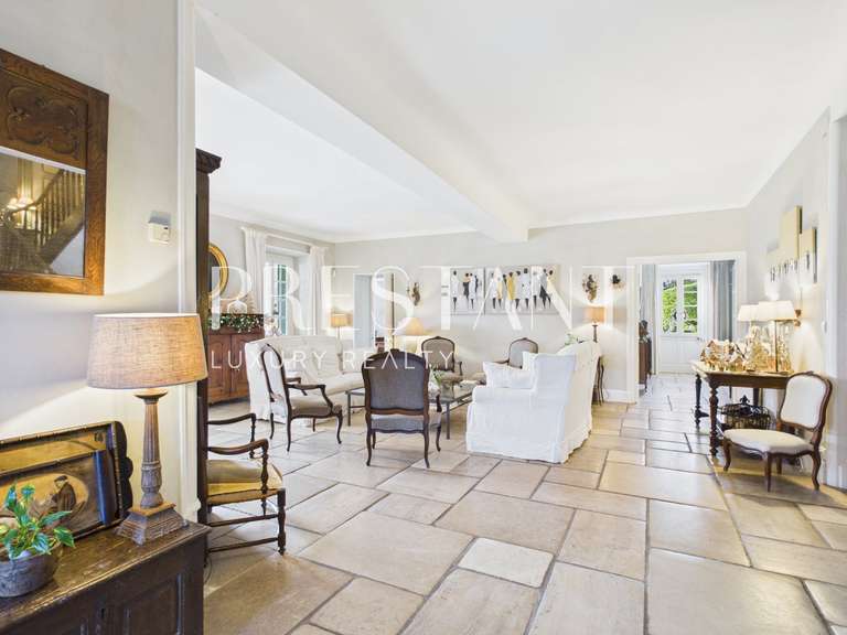 Maison Sare - 8 chambres - 650m²