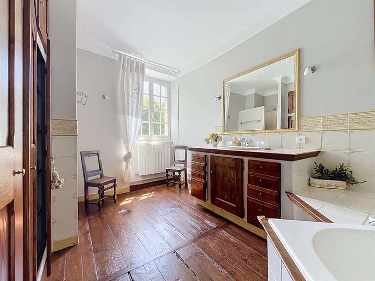 Maison Sare - 8 chambres - 650m²