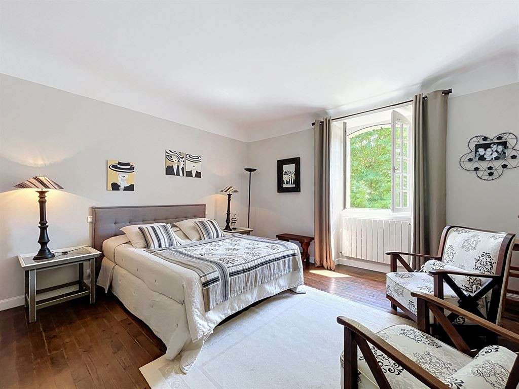 Maison Sare