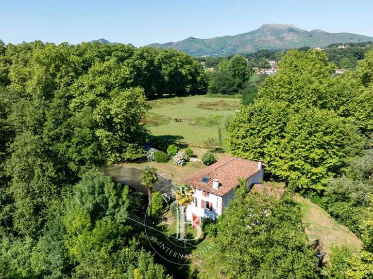 Maison Sare - 5 chambres - 230m²