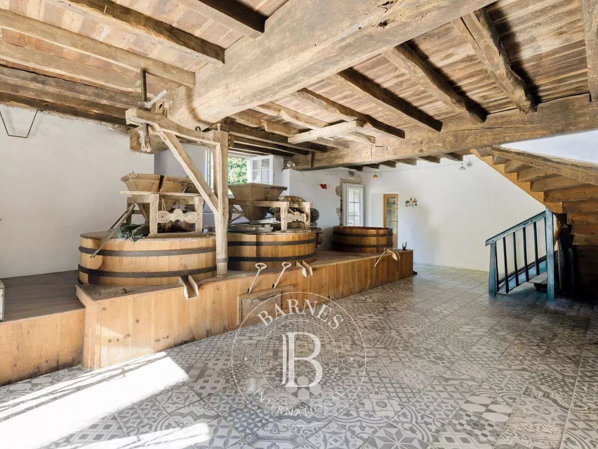 Maison Sare