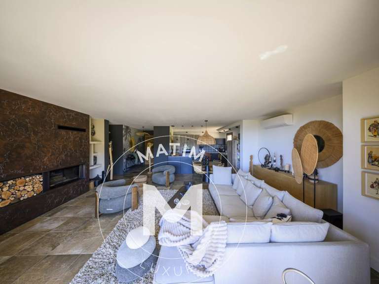 Propriété Sari-d'Orcino - 5 chambres - 318m²