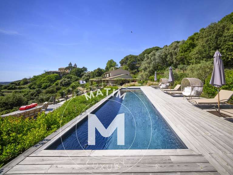 Propriété Sari-d'Orcino - 5 chambres - 318m²
