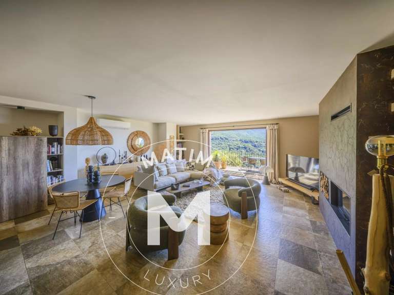 Propriété Sari-d'Orcino - 5 chambres - 318m²