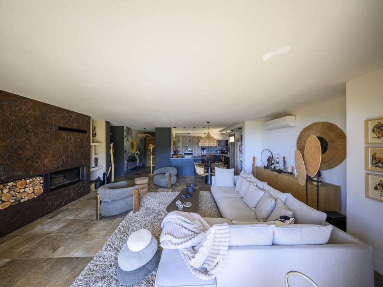 Propriété Sari-d'Orcino - 5 chambres - 318m²