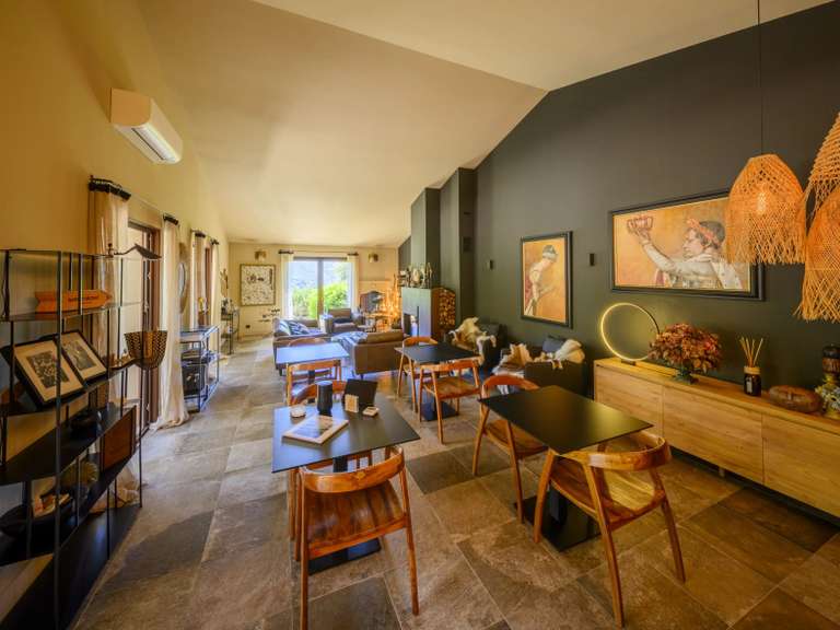Propriété Sari-d'Orcino - 5 chambres - 318m²