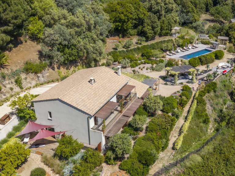 Propriété Sari-d'Orcino - 5 chambres - 318m²