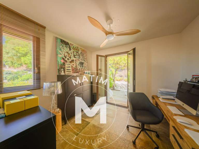 Propriété Sari-d'Orcino - 5 chambres - 318m²