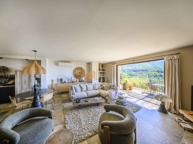 Propriété Sari-d'Orcino - 5 chambres - 318m²